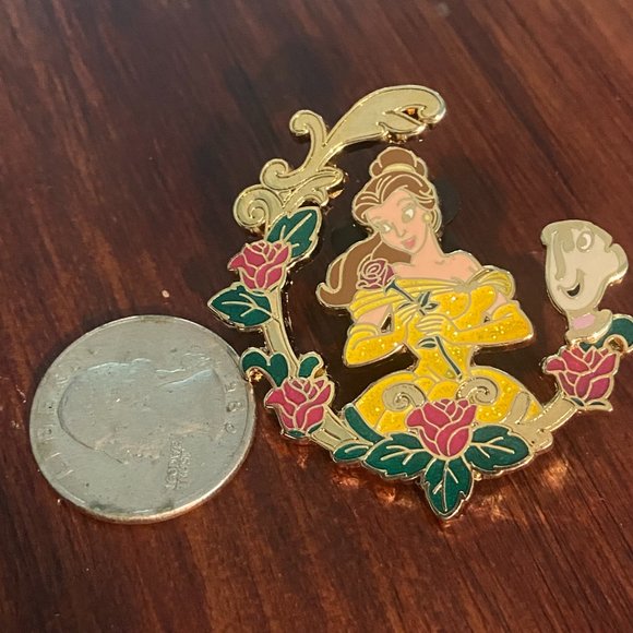 2006 Belle Chip Rose Disney Parks Pin - Picture 2 of 4